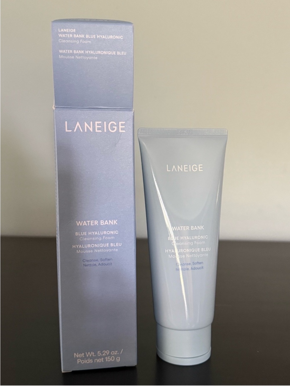 LANEIGE Blue Water Bank Hyaluronic Cleansing Foam Full Size